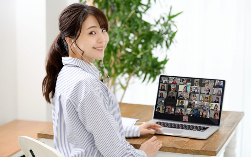 オンラインレッスン ワークショップや、ベーシックコースの開講 iroasobi｜色とアートで心を豊かにする新感覚ワークショップ 大阪 初心者からプロまで 講師資格制度あり 株式会社いまここから