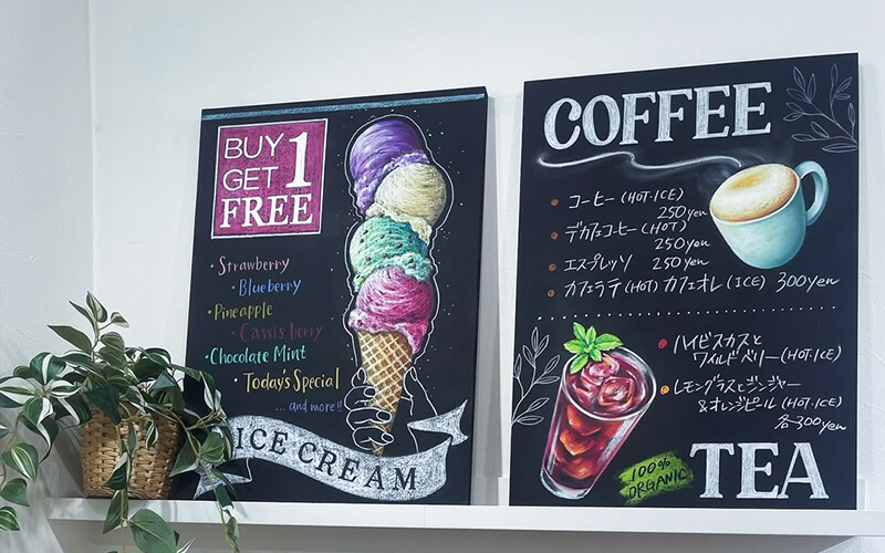 iroasobi｜色とアートで心を豊かにする新感覚ワークショップ 大阪 初心者からプロまで 講師資格制度あり 株式会社いまここから 気になる色を手に取ったら色遊びの始まり！ 今日はどの色と遊ぶ？